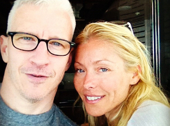 Anderson Cooper, Kelly Ripa, Twit Pic Anderson Cooper, Kelly Ripa, Twit Pic